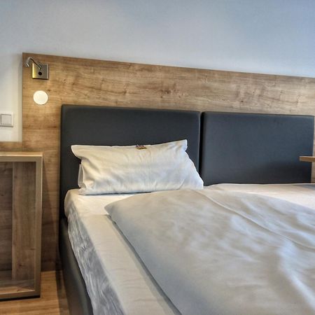 Hotel Knorz زيمدورف المظهر الخارجي الصورة