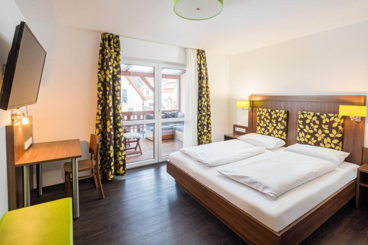 Hotel Knorz زيمدورف المظهر الخارجي الصورة