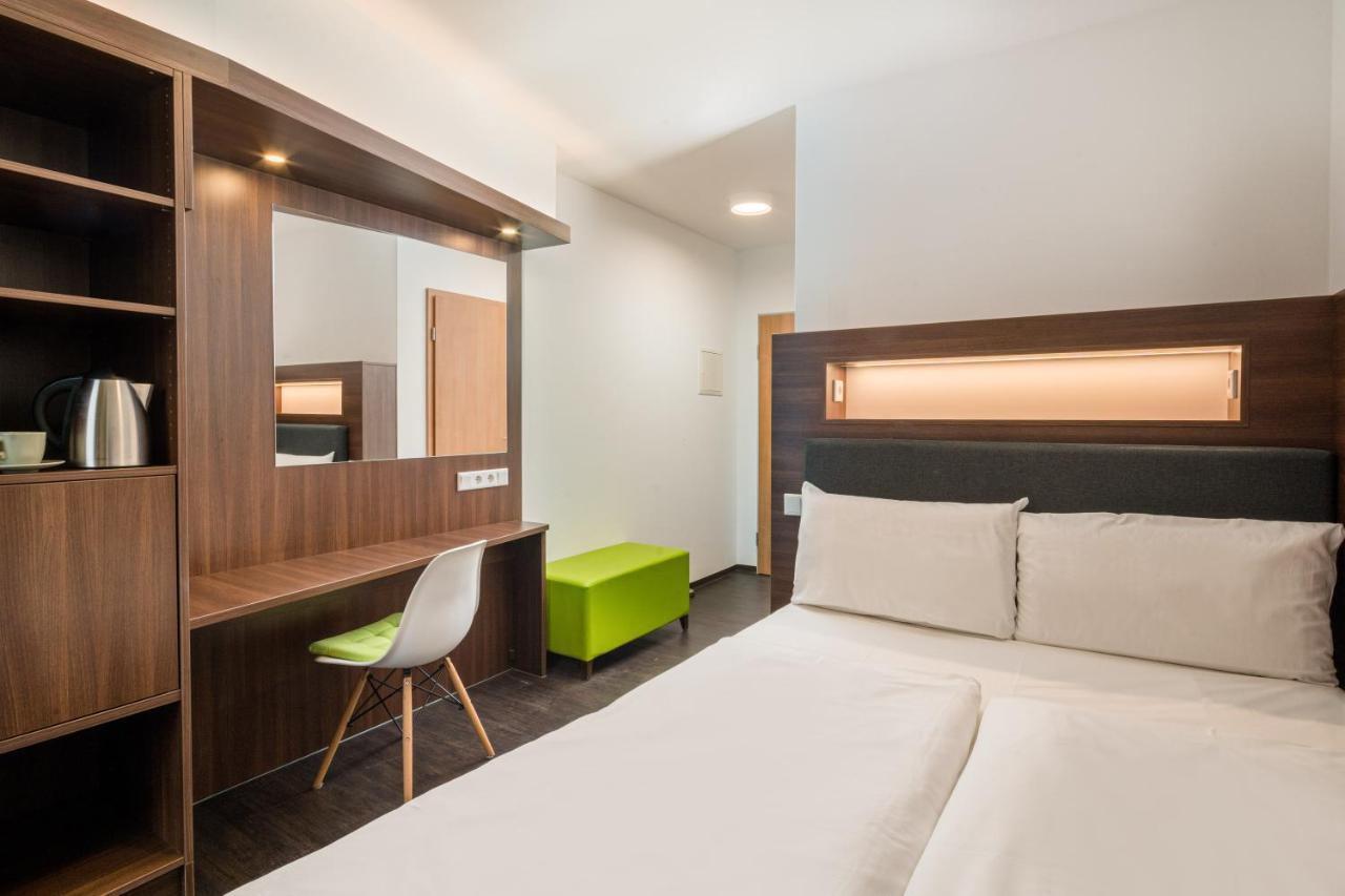 Hotel Knorz زيمدورف المظهر الخارجي الصورة